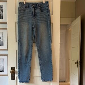 Old Navy Light Blue Straight Leg Jeans - Size 6 Tall